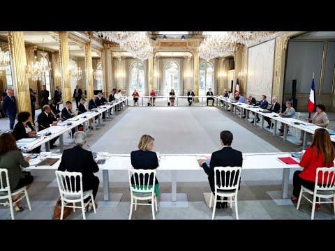 Nouveau gouvernement : premier conseil des ministres post remaniement en France